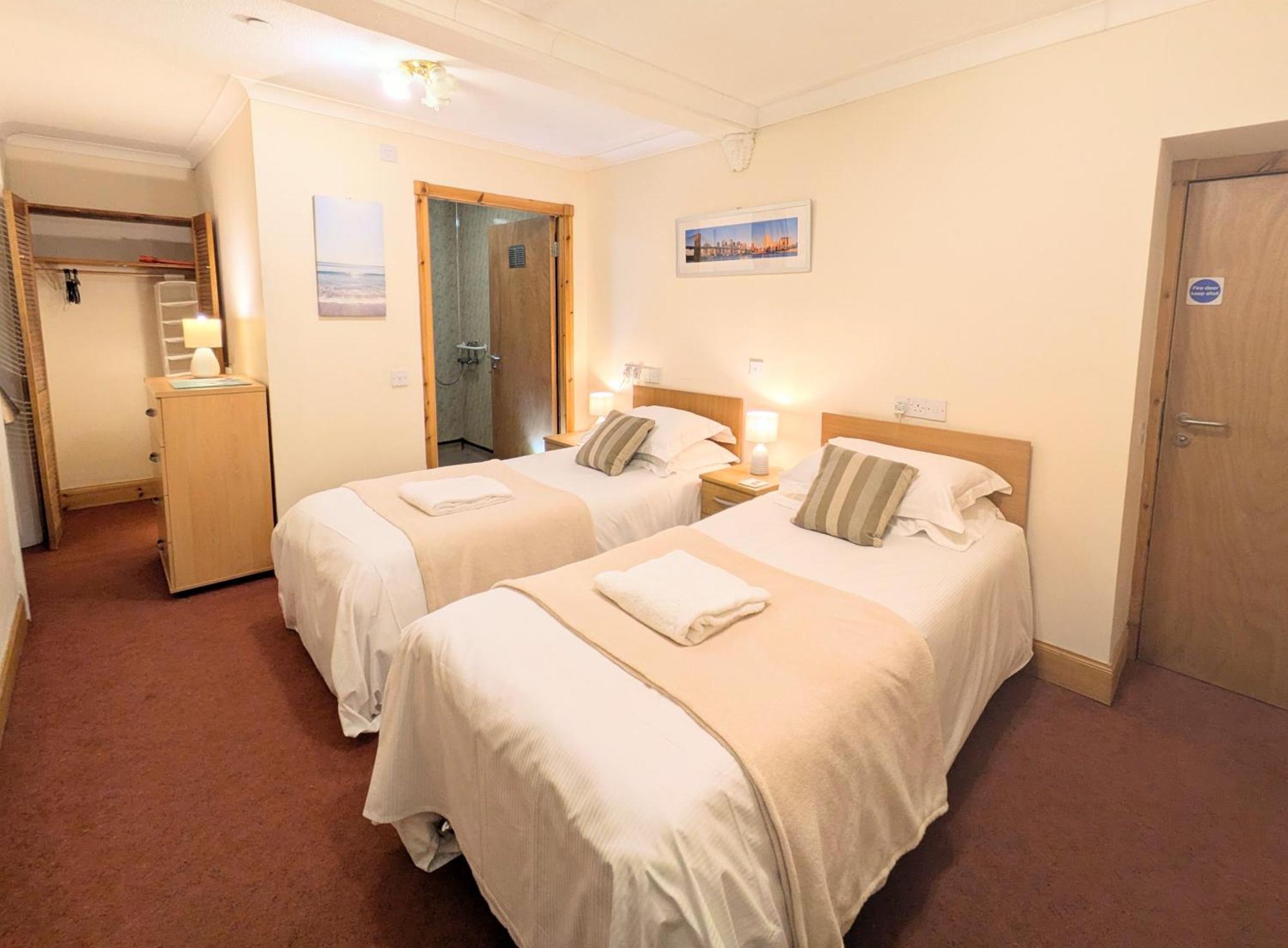 Hollybank - Ensuite Room & Use Of Large Shared Kitchen Dumfries Eksteriør bilde
