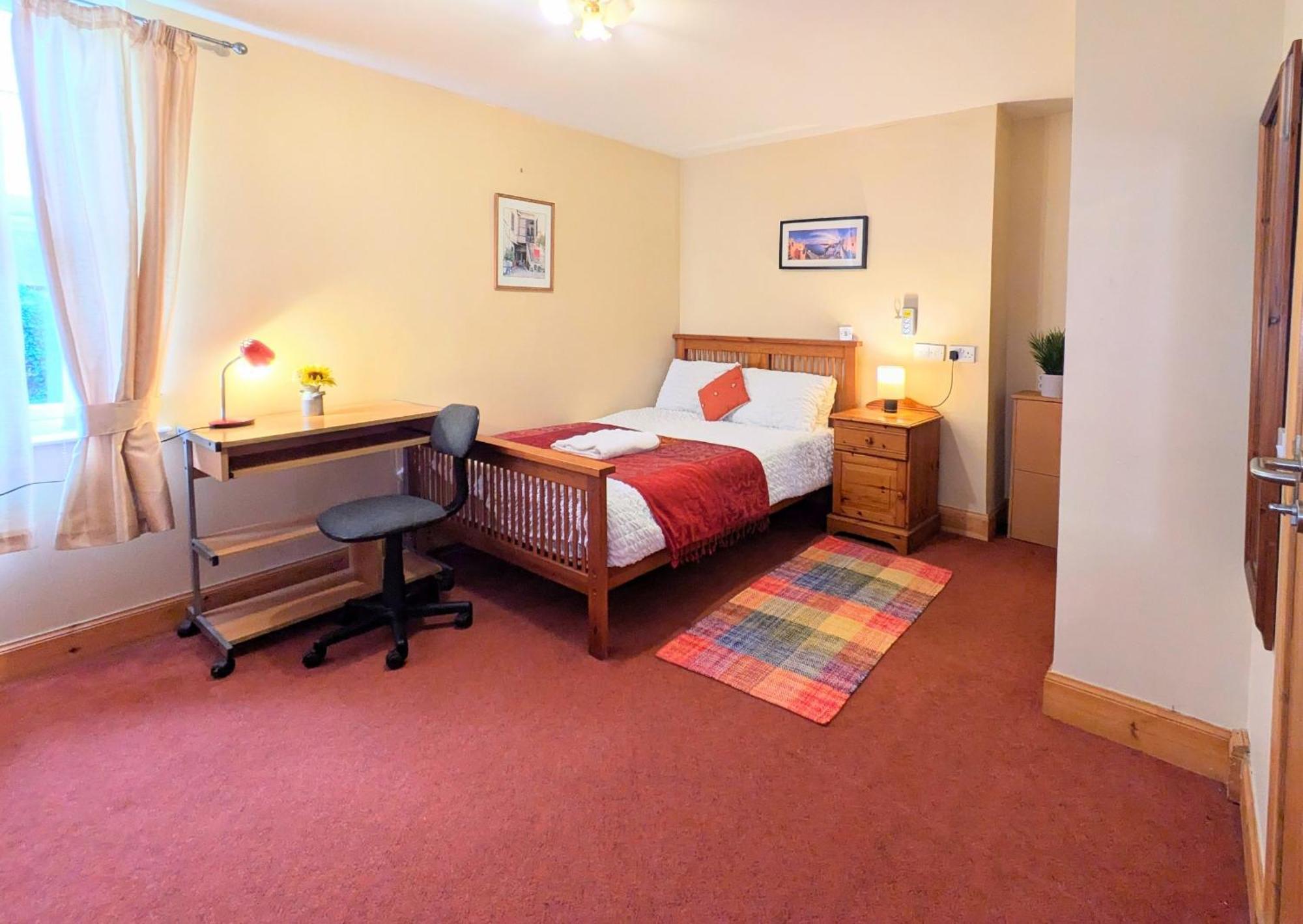 Hollybank - Ensuite Room & Use Of Large Shared Kitchen Dumfries Eksteriør bilde