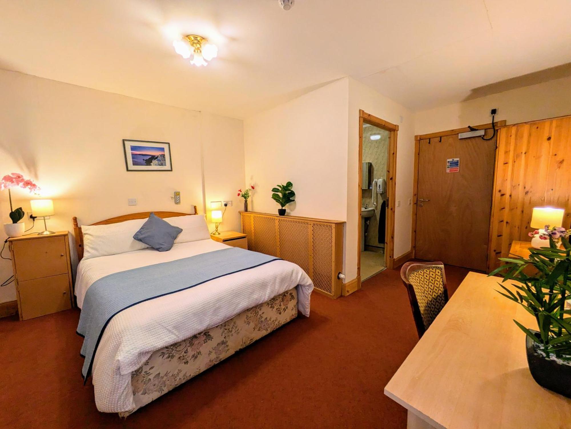 Hollybank - Ensuite Room & Use Of Large Shared Kitchen Dumfries Eksteriør bilde